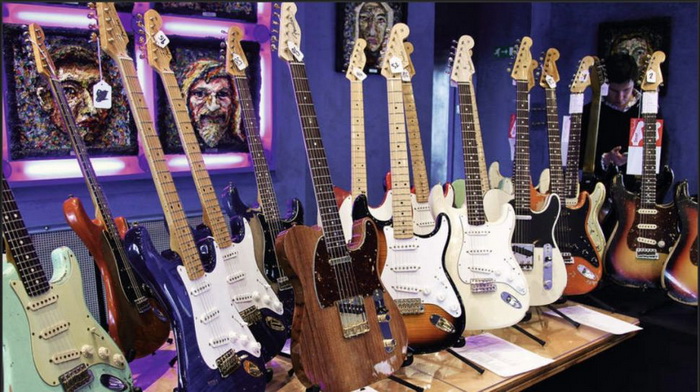 Fender sales 700x.jpg