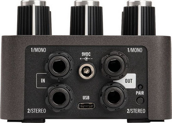 Universal Audio UAFX Dream 65 Reverb Amplifier rear 550x