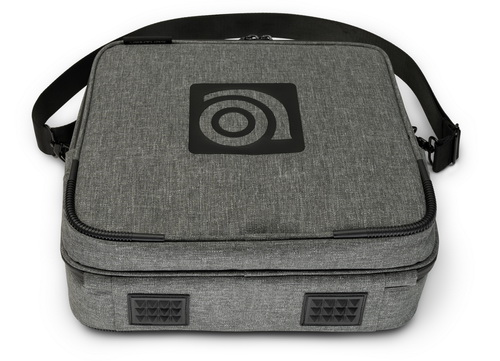 Venture V7 Carry Bag 3qtr Front 500x