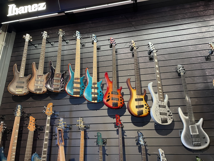 Ibanez Bass 1 750x