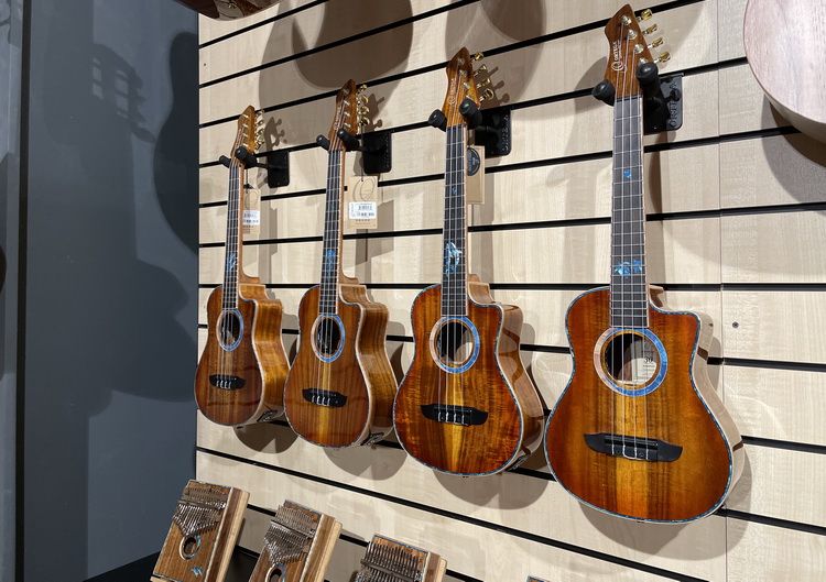 Ortega limited ukulele 750x