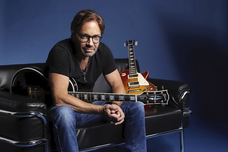 Al Di Meola resize