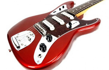 Megszületett a Fender Parallel Universe Jaguar Strat